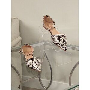 NWOT Journee Collection Women's Black and White Floral Pointed Toe Flats…